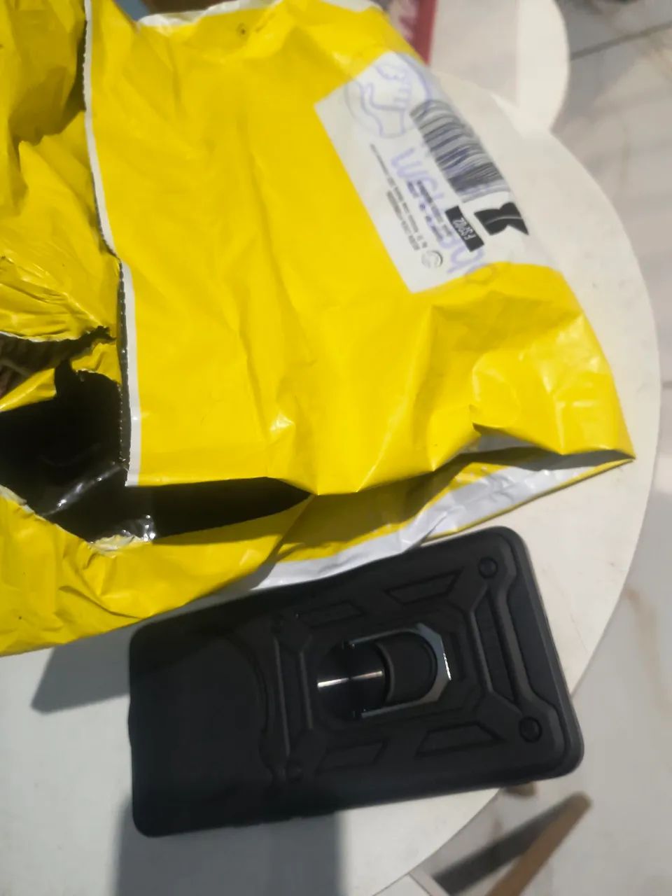 Capa para Note 14 pro vendo pq comprei errado o modelo era para o Poco M8  - Foto 3