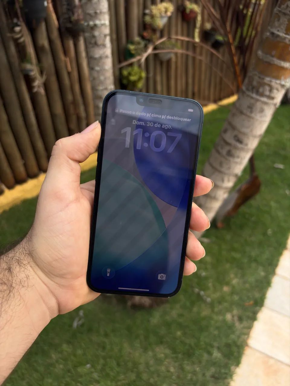 Iphone 13 128GB. Excelente conjunto + acessórios - Foto 3