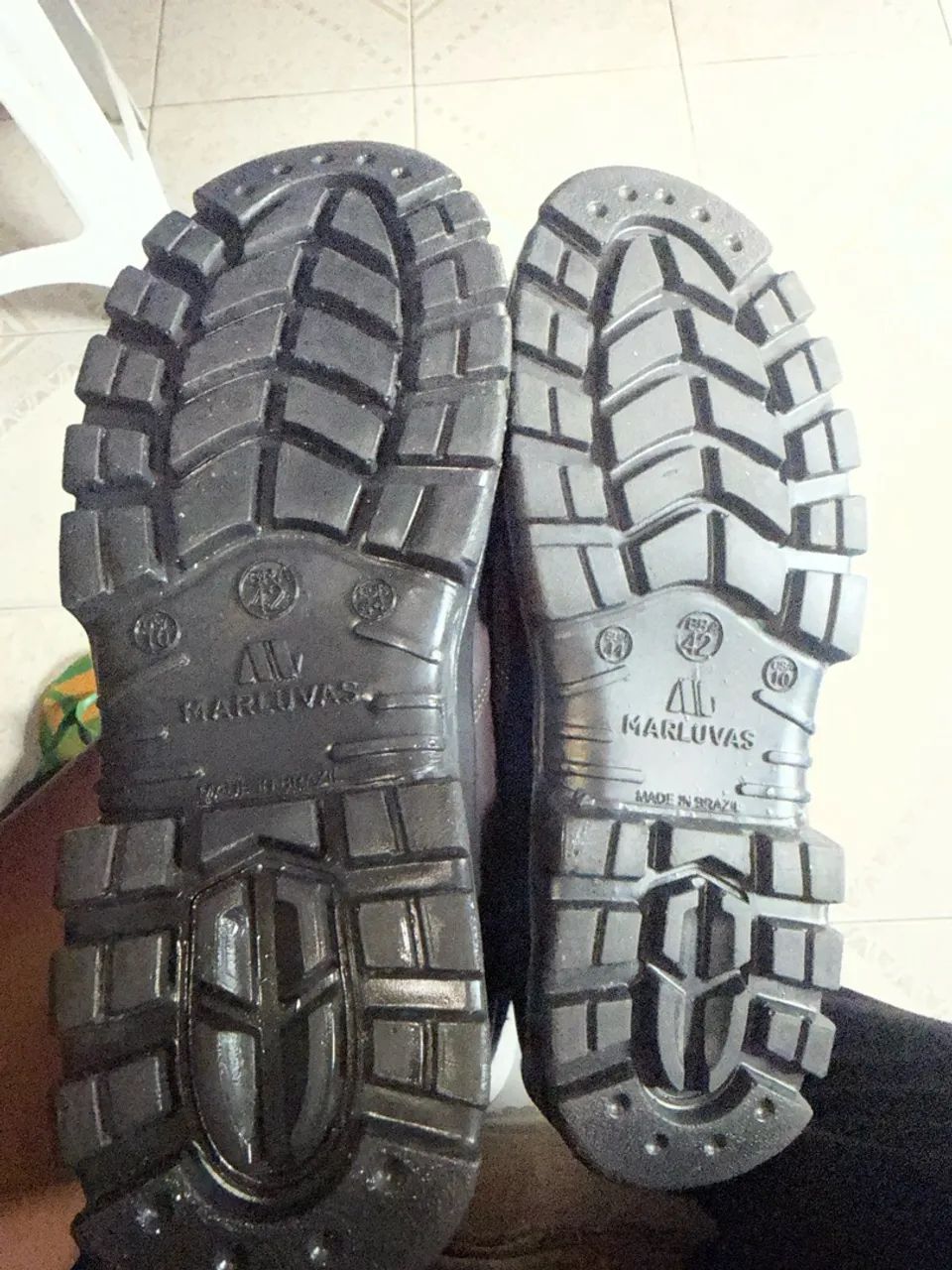 Bota marluvas cano longo marrom  - Foto 3