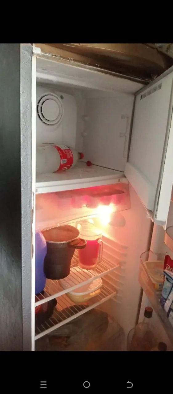 vendo geladeira,fogao e armario  - Foto 4