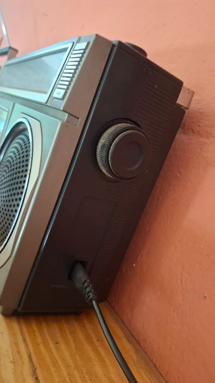 Radio Sanyo - Foto 4