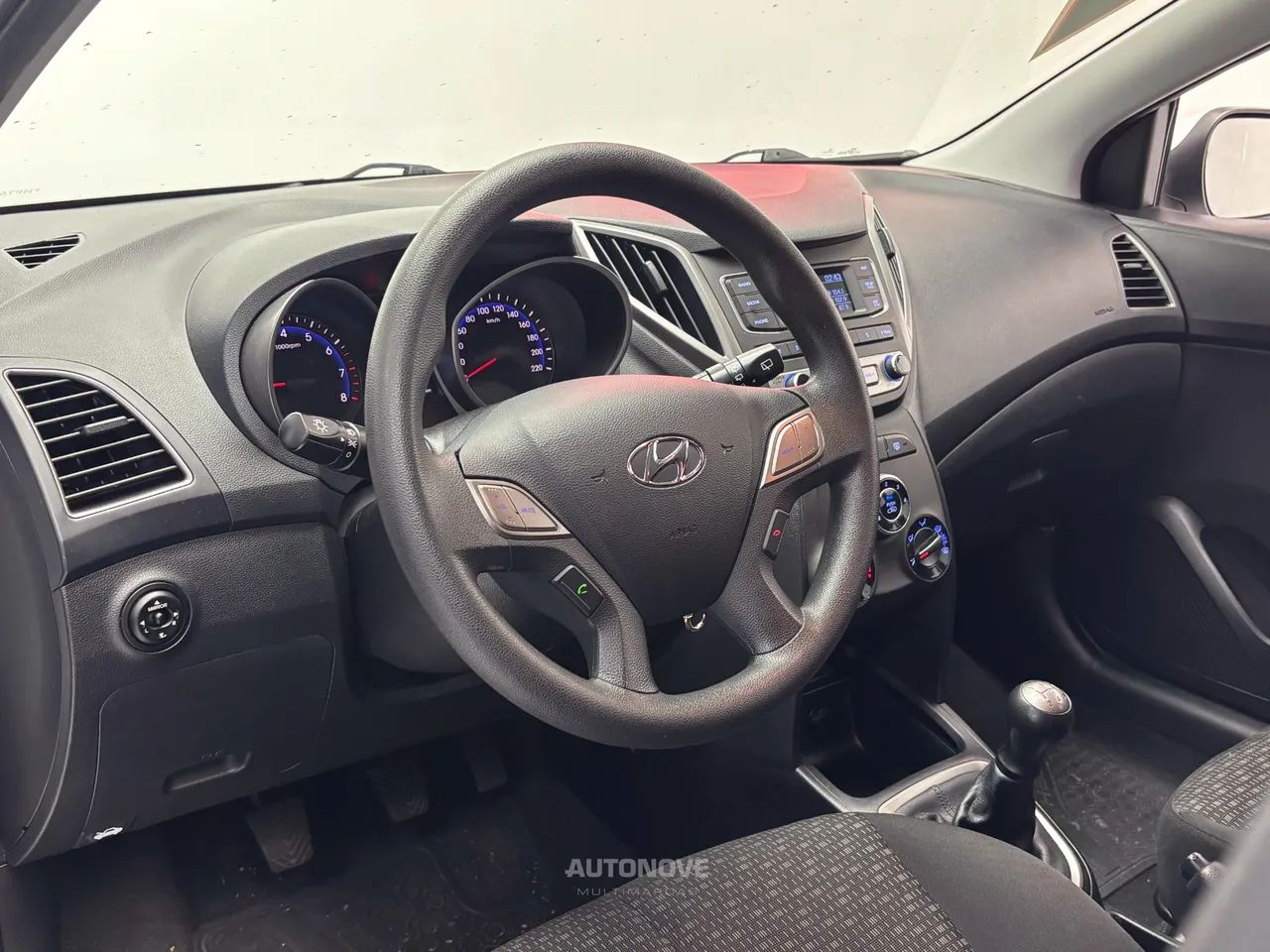 Hyundai HB20 Comfort Plus 1.0 Flex 12V Mec., foto 9 de 15