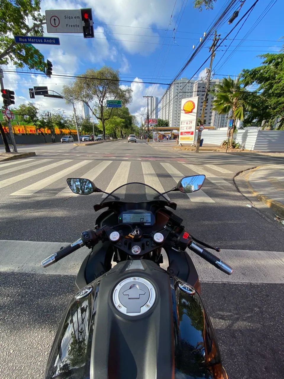 Yamaha R15 2024 - Foto 5