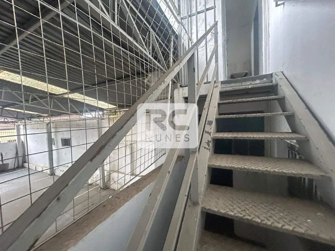 Galpão com 1500m2 para Venda no Carlos Prates - Foto 3