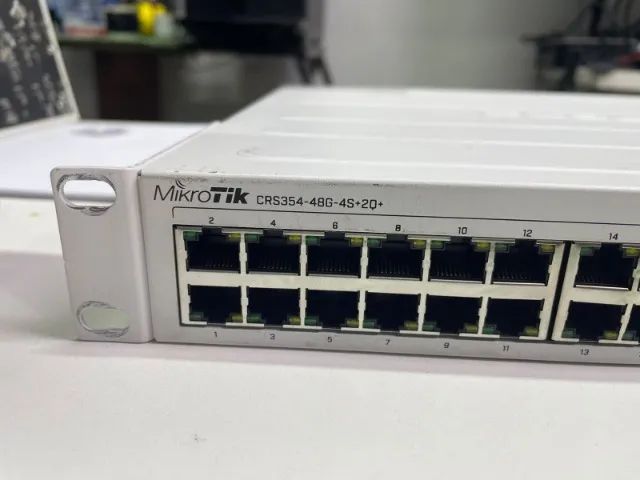 Switch MikroTik CRS354-48G-4S+2Q+RM - Foto 3