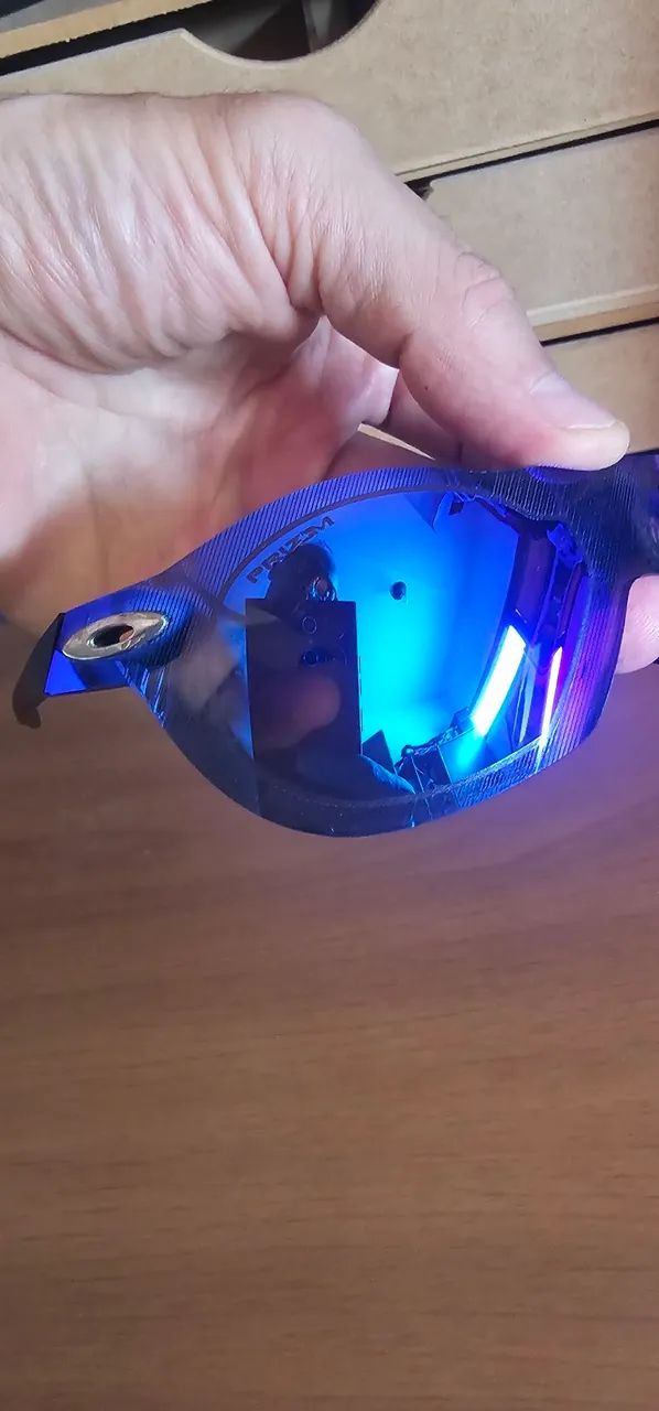 Oakley sub zero bem novo 
