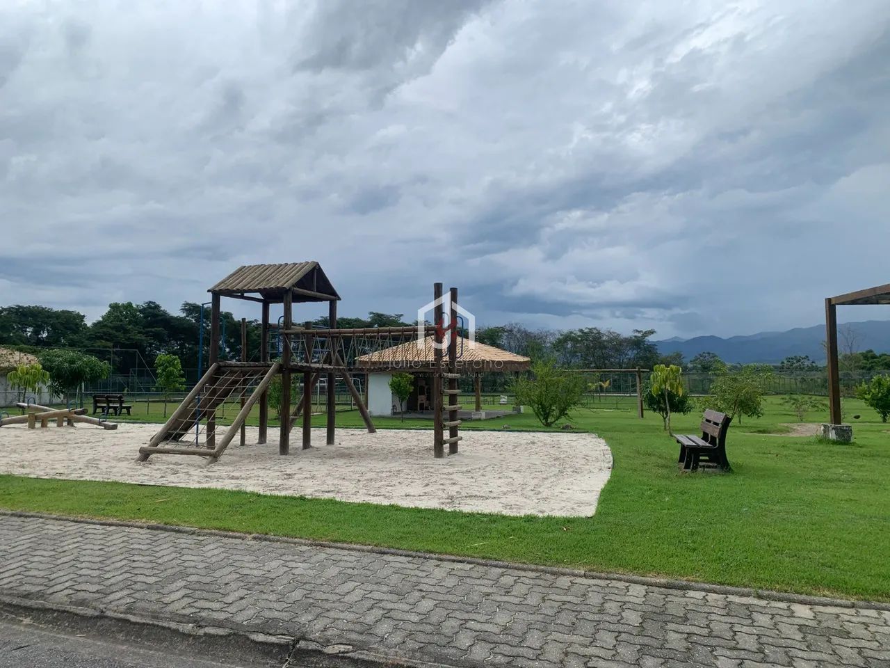 Terreno c/ área de 354,25m² no Condomínio Morada do Visconde em Tremembé - Foto 9