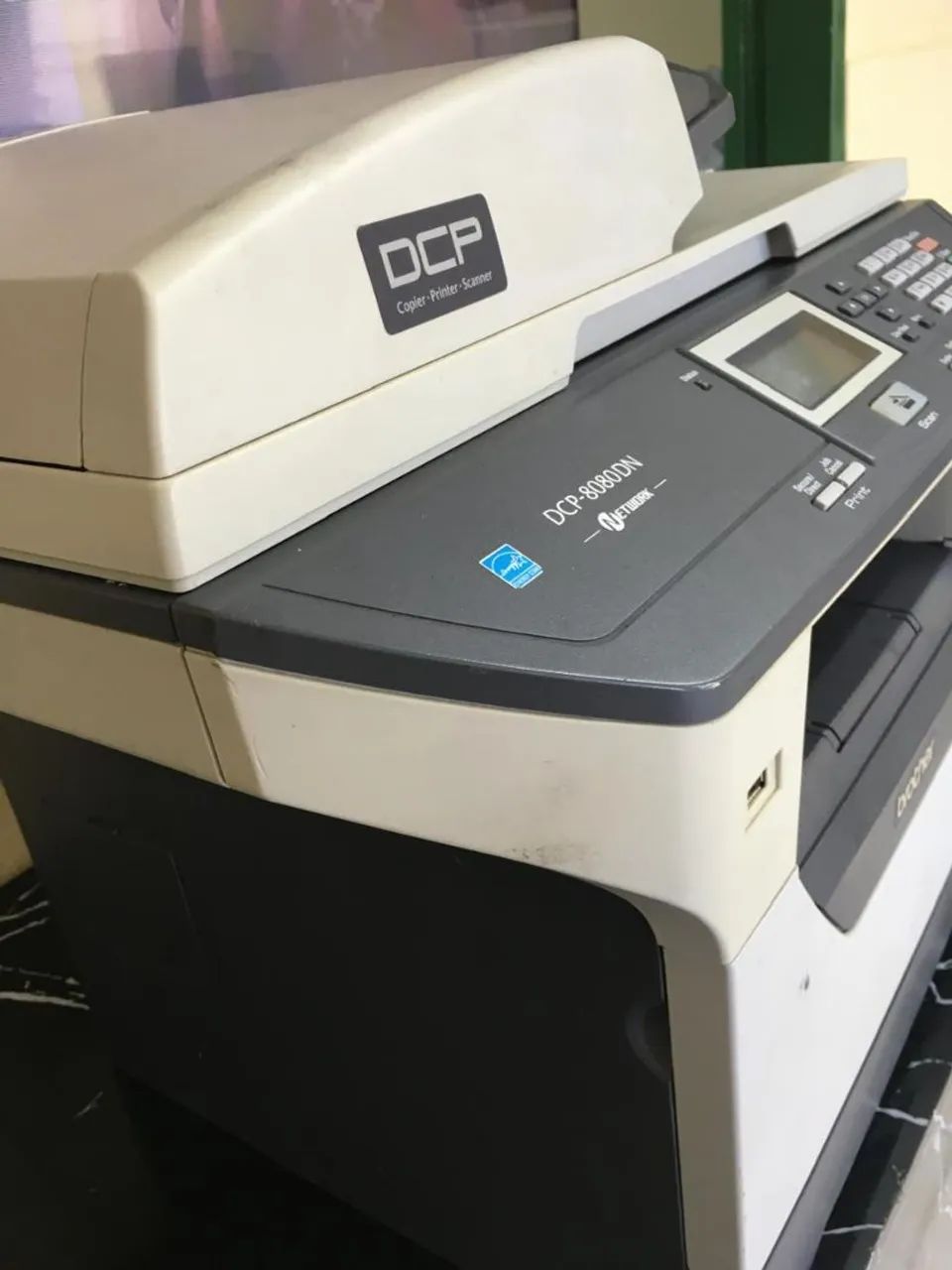 Impressora multifuncional laser Brother DCP-8080 - Foto 5