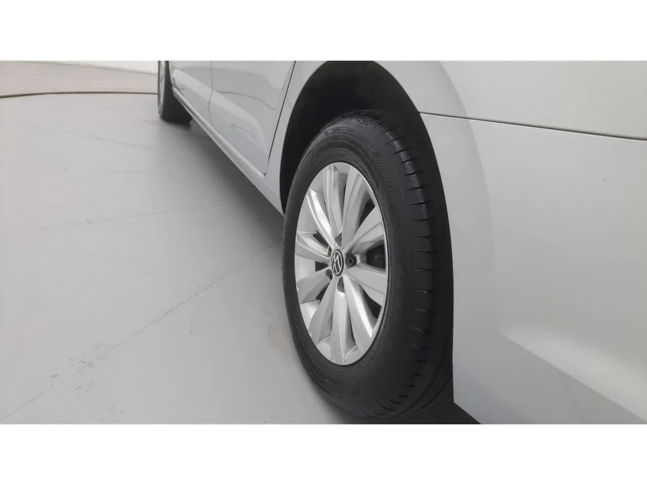 Volkswagen Virtus TSI 1.0 Flex 12V 4p Aut., foto 12 de 18
