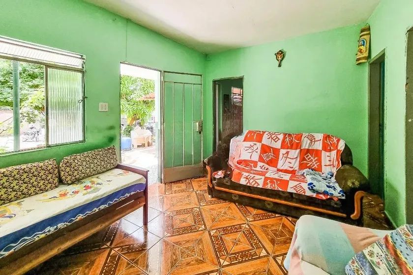 Casa à Venda - Floramar, 3 Quartos, 101 m2