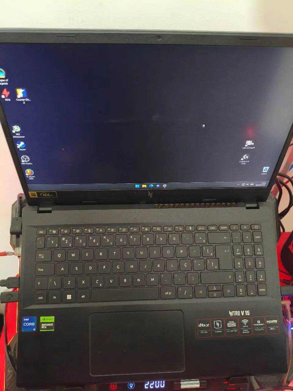 Acer NITRO V15 RTX2050 24GB i5 13Gen