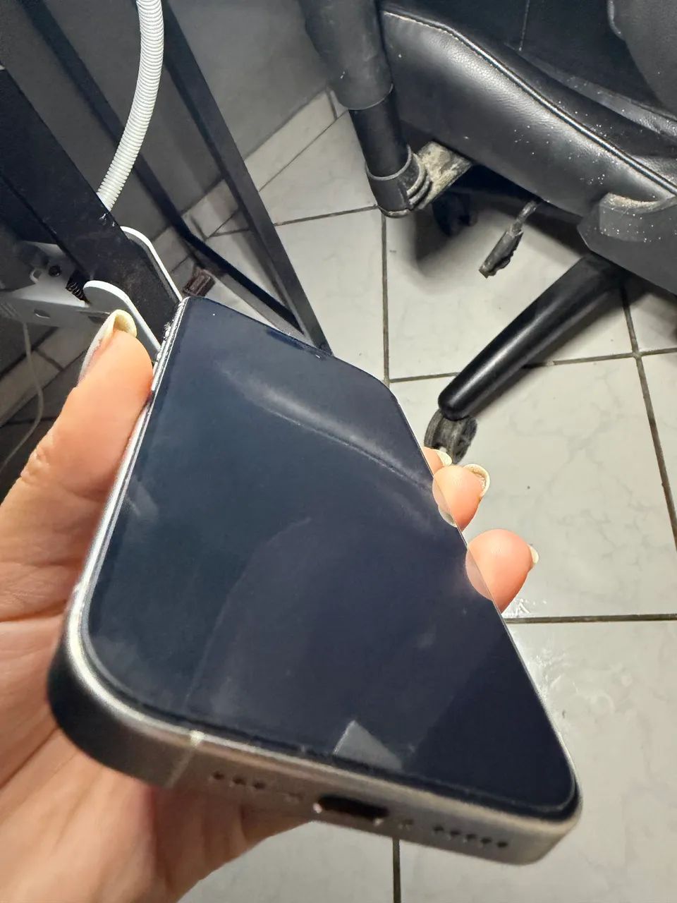 Iphone 15 pro - Foto 4