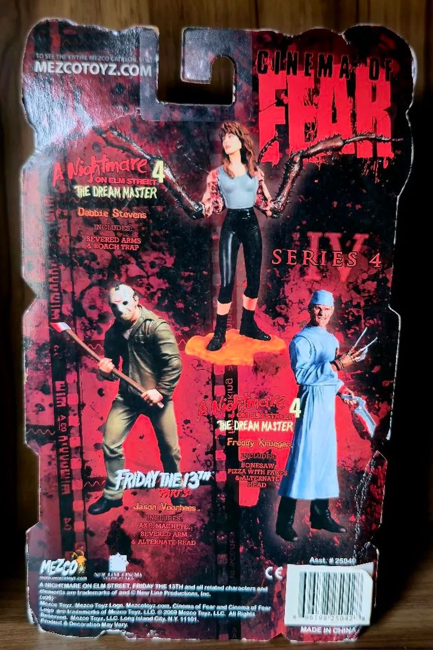Freddy Krueger Cirurgião - Mezco Cinema of Fear - Raríssimo Freddy Krueger Cirurgião - Mezco Cinema of Fear - Raríssimo