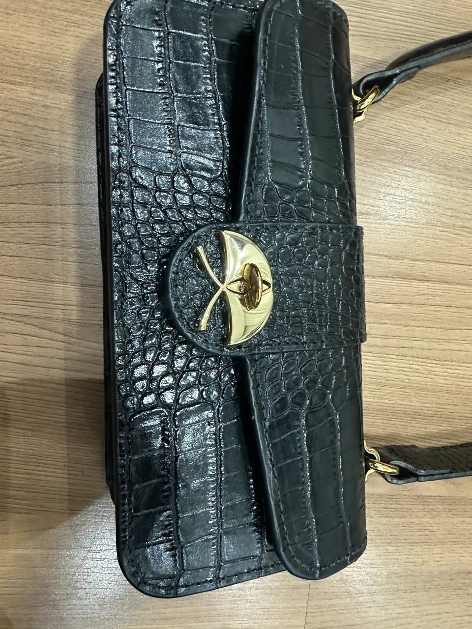 Bolsa Luiza Barcelos e bota lança perfume