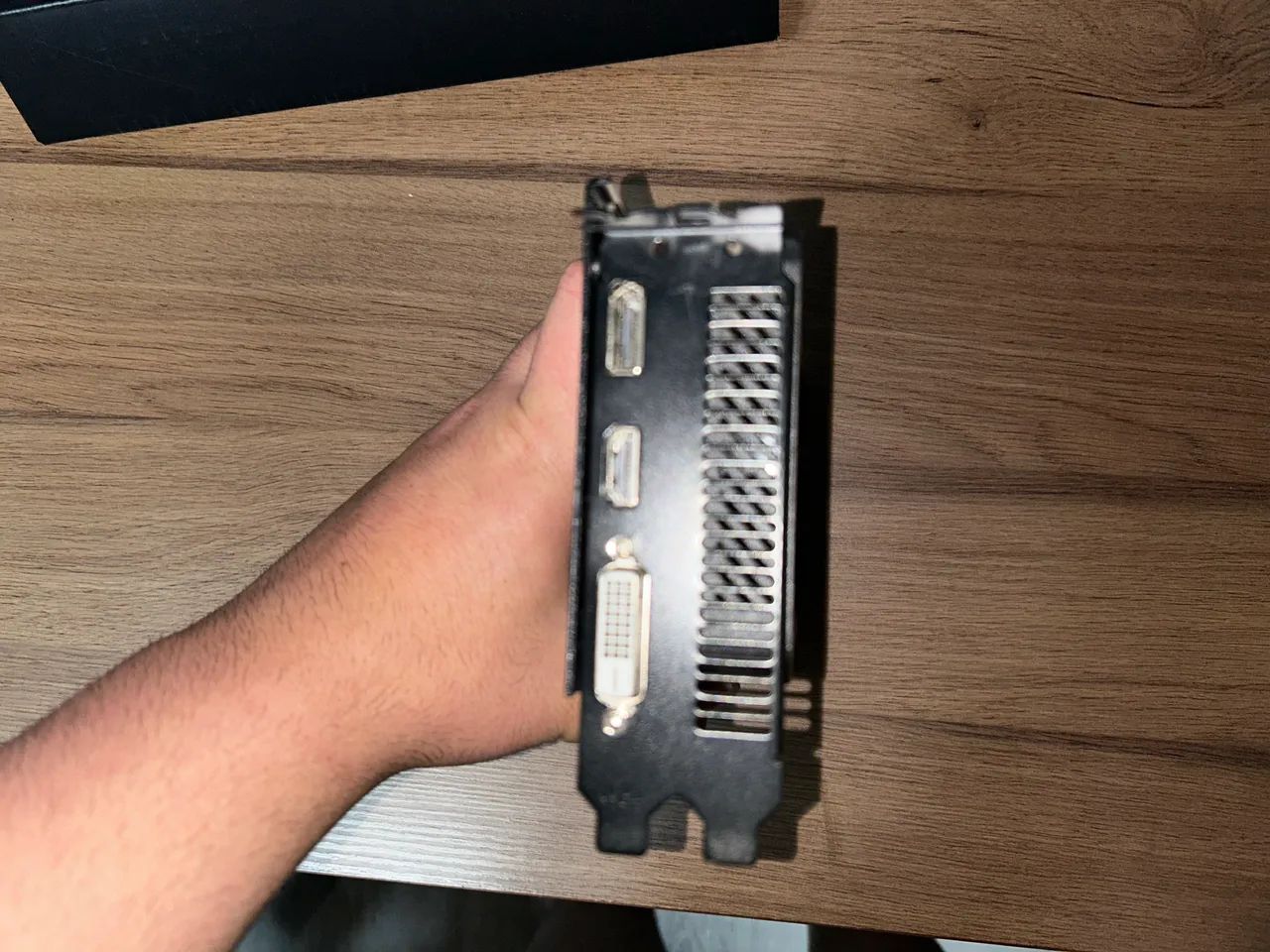 Placa de vídeo AMD RX 550 4GB - Foto 3