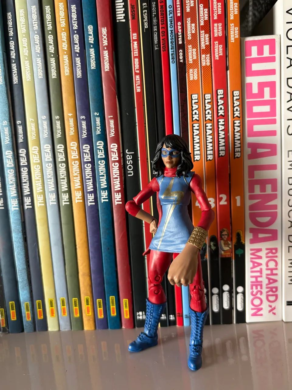     Miss Marvel - Linha Marvel Legends 