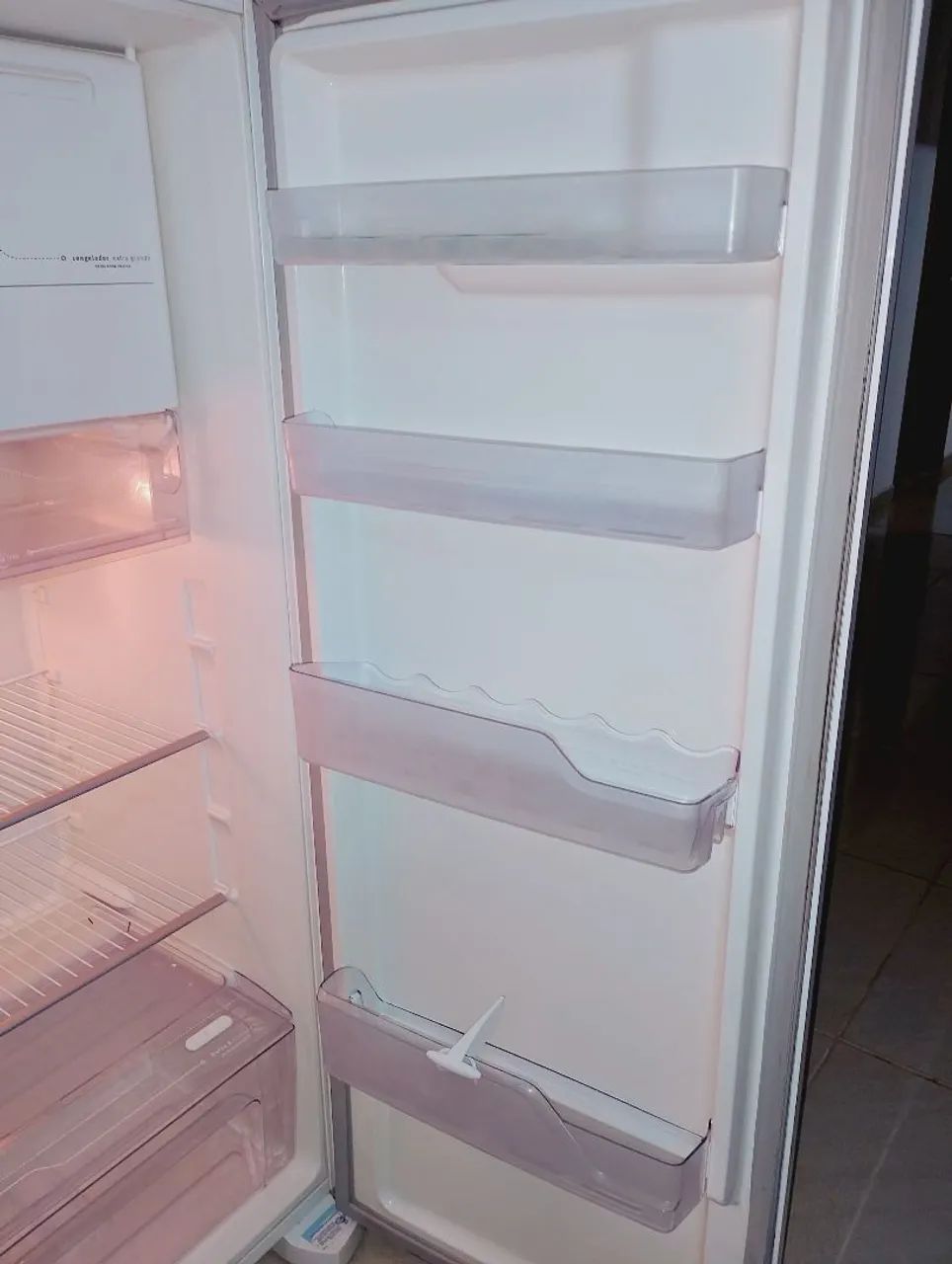 Vendo geladeira Eletrolux  - Foto 5