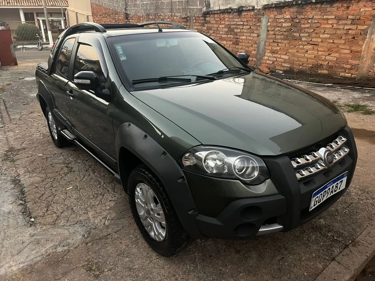 Fiat Strada Adventure1.8/ 1.8 Locker Flex CD 2012 - Foto 3