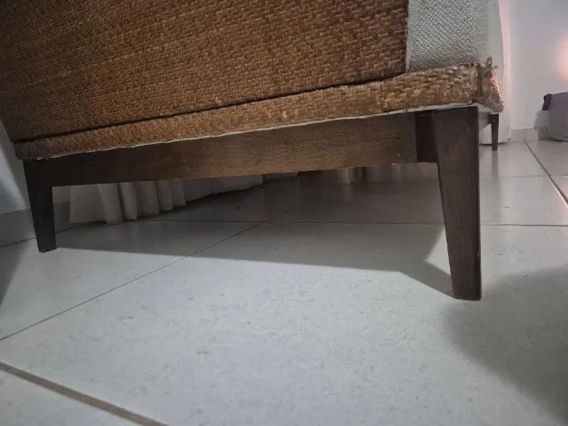 OPORTUNIDADE!!! Sofá de alto padrão com avarias!! - Foto 3