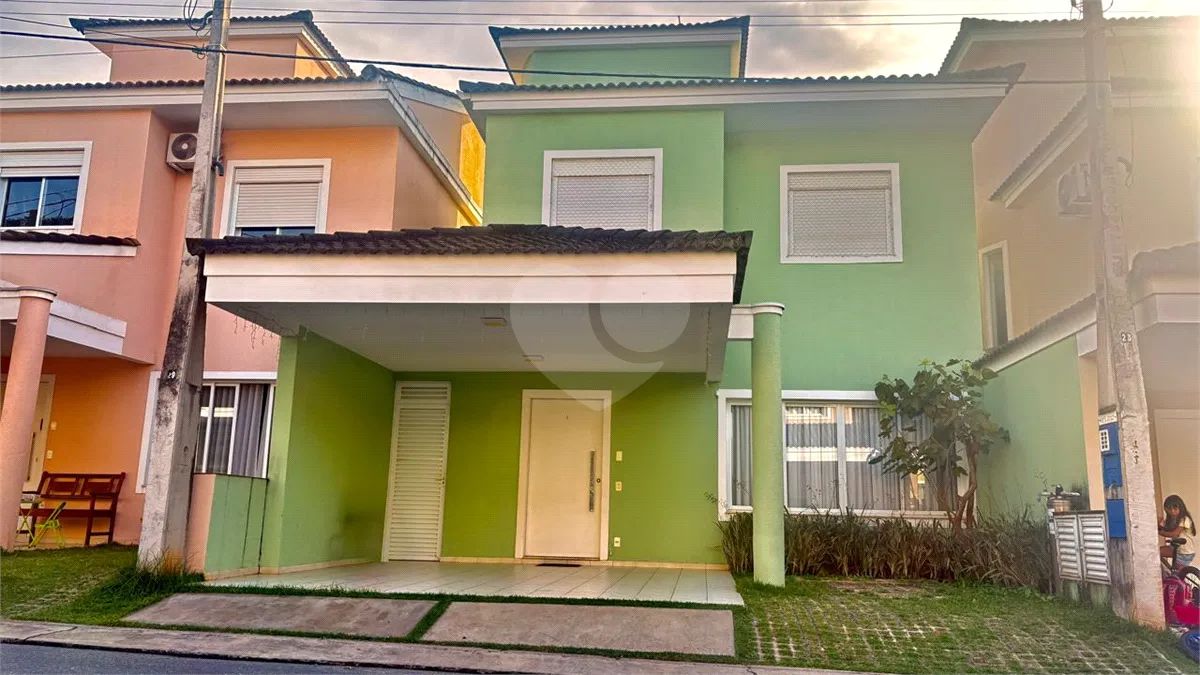 Casa a venda com 3 quartos no condominio Grimaldi Sorocaba/SP.