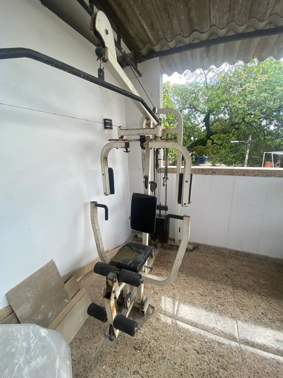 Aparelho de musculação 