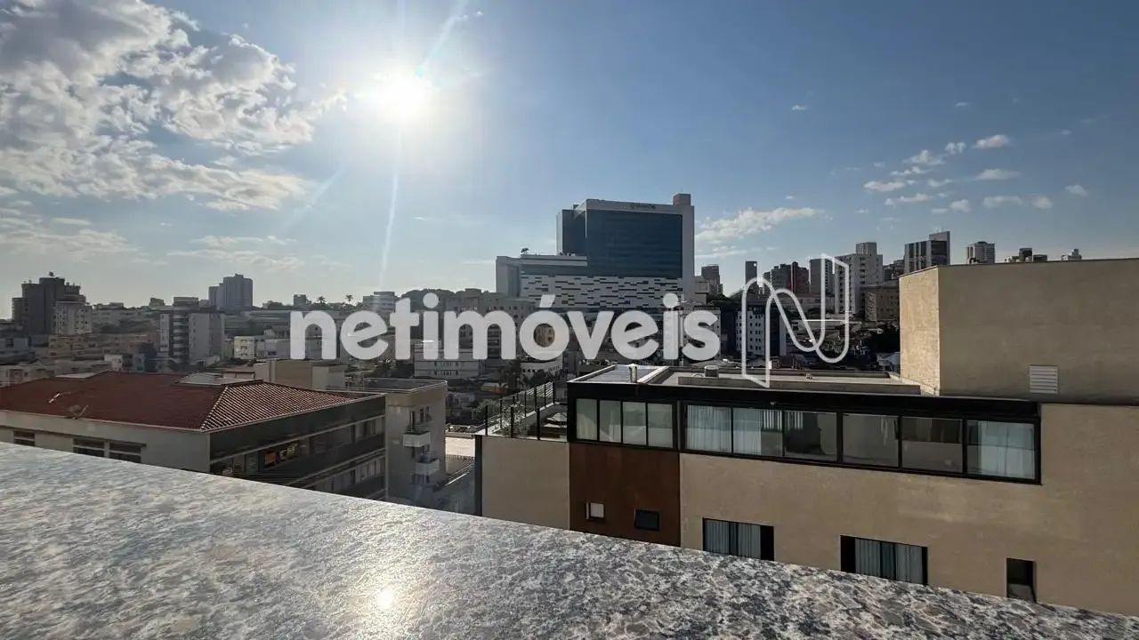 Excelente cobertura com Quatro Quartos , sendo uma suíte e uma semi suíte - Foto 3