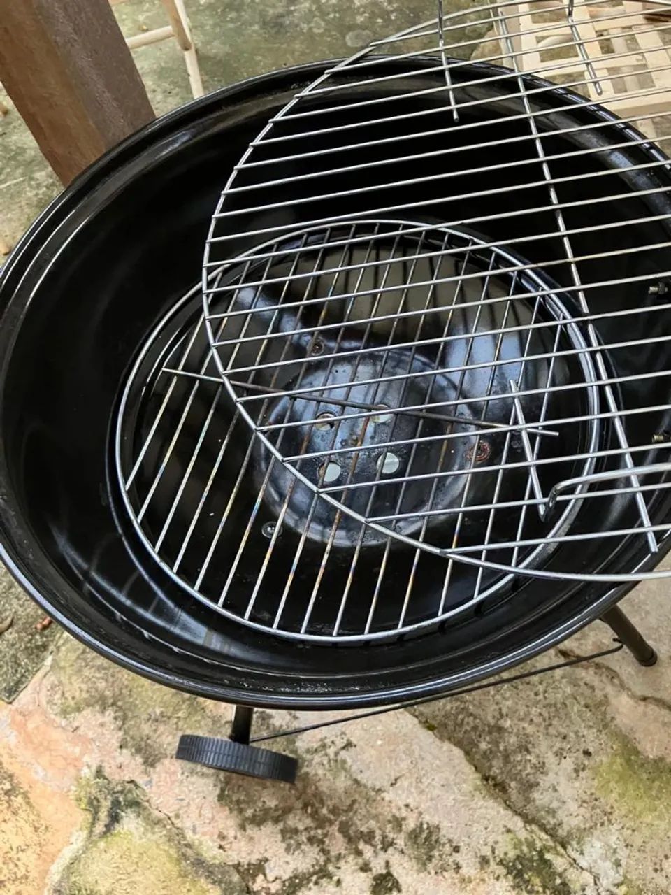Vendo churrasqueira semi nova