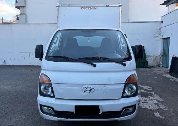 Hyundai Hr HR 2.5 TCI Diesel (RS/RD) 2015