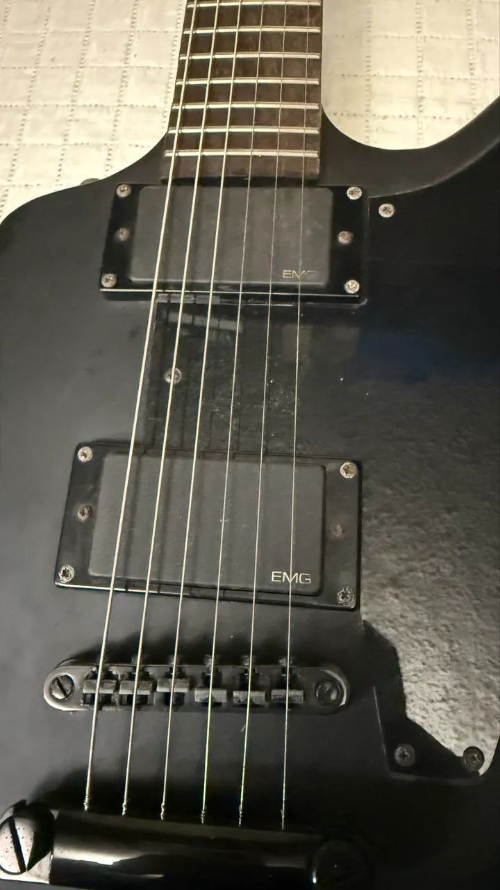 Epiphone Gothic Explorer w/ EMG 81/85 - Instrumentos musicais