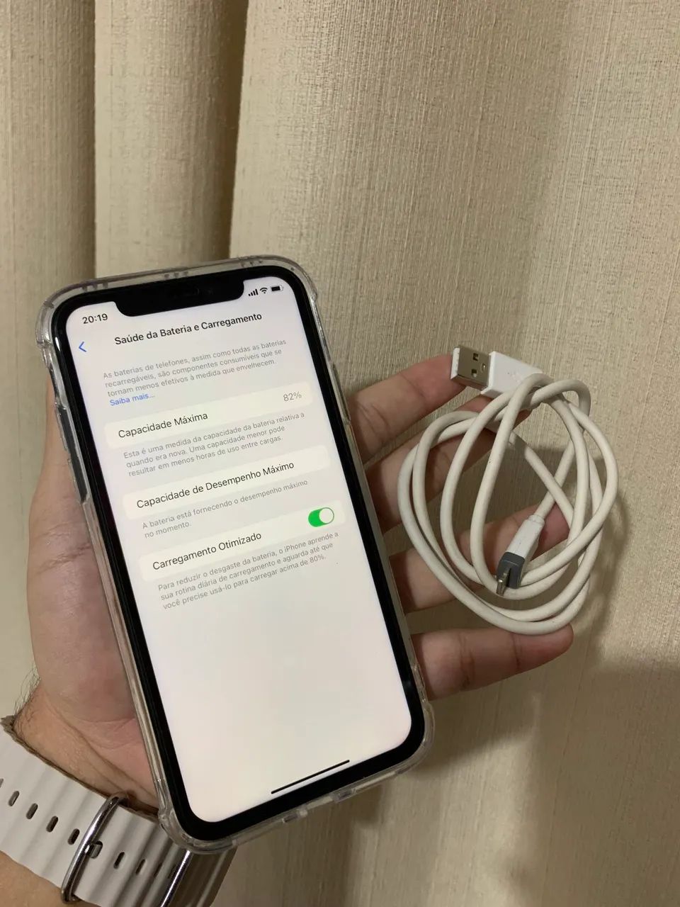 iPhone XR Black 256 GB - Foto 2