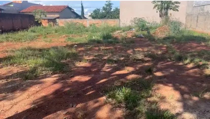 LOTES A VENDA 300m² - Foto 3