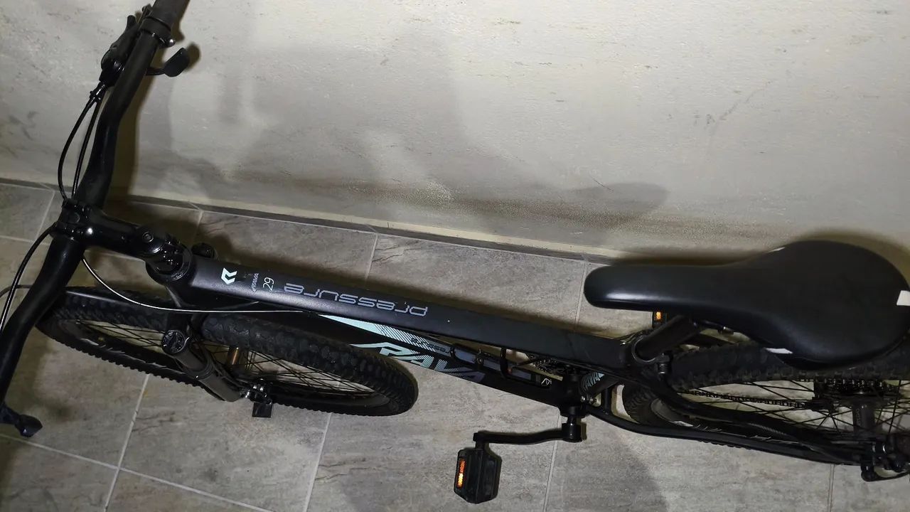 Bicicleta Rava Pressure Aro 29 - Muito Nova - Foto 2