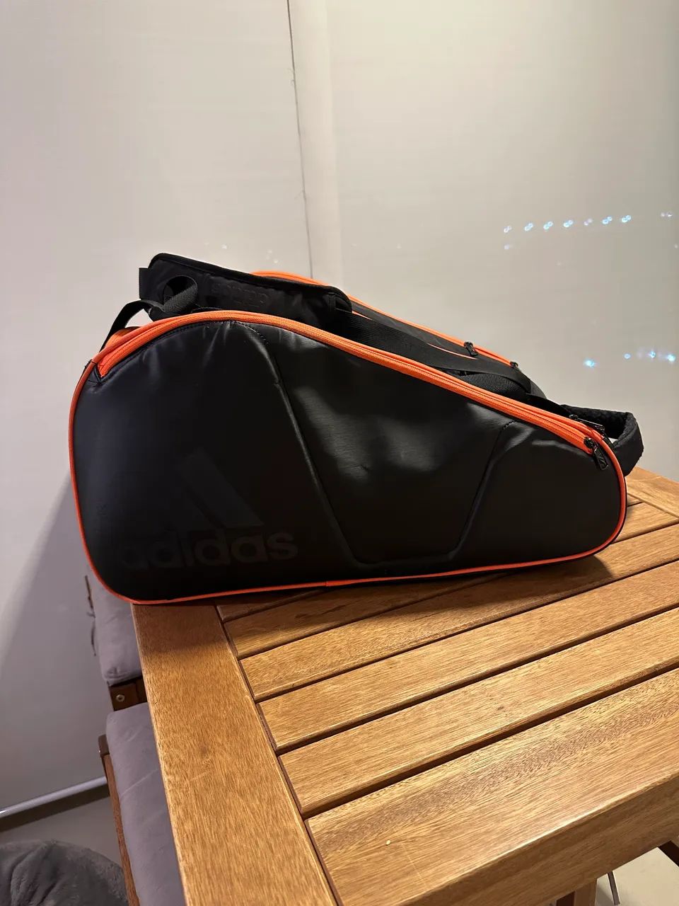 Raqueteira Adidas Beach Tennis / Padel (usada)