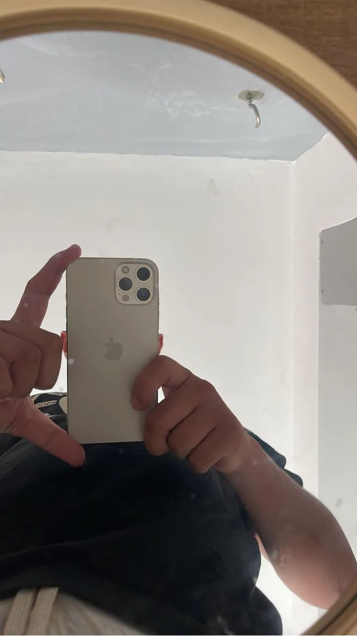 iPhone 12 Pro Max gold 