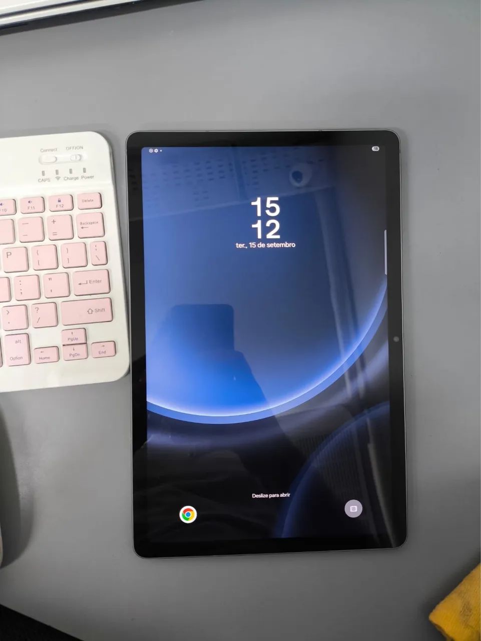 Vende-se Tablet Samsung S9 FE + acessórios - Foto 4