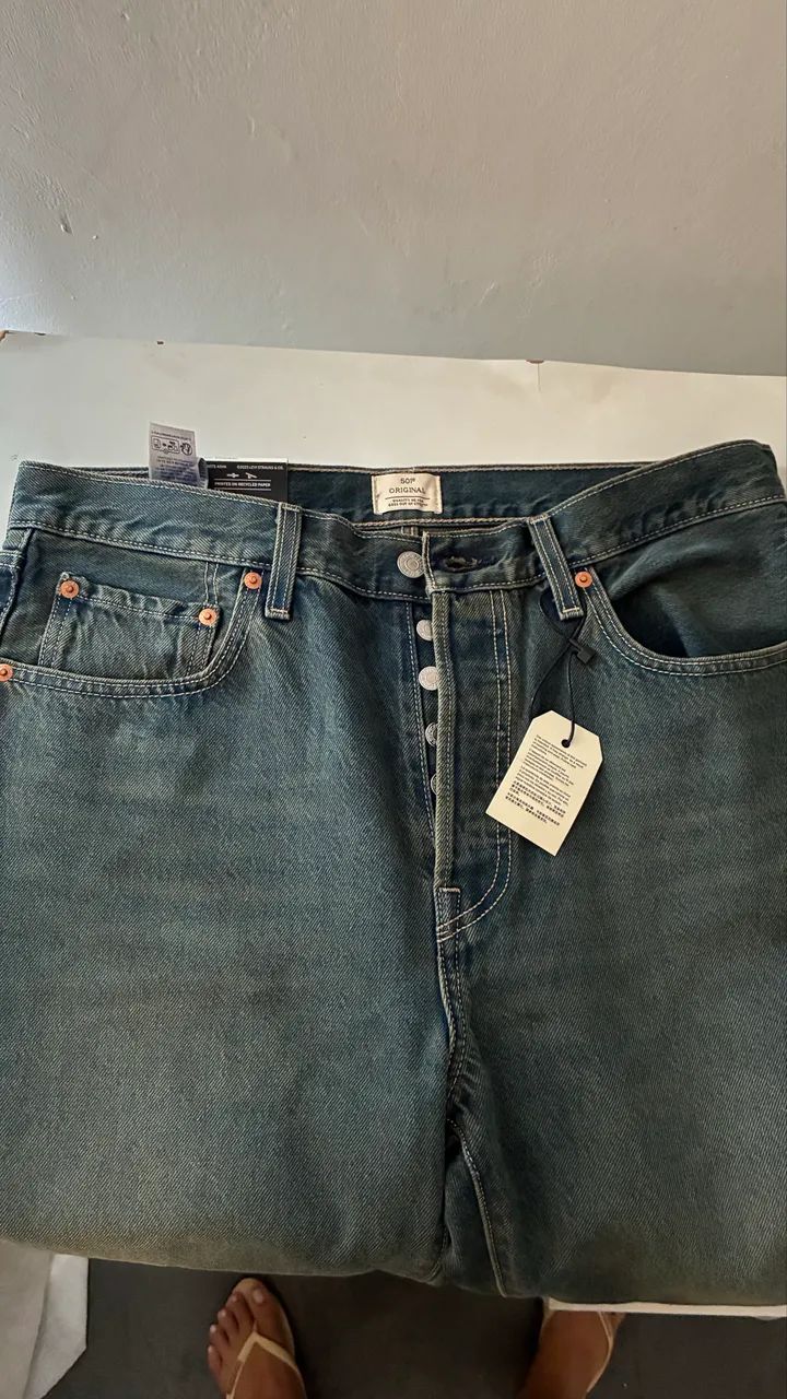 CALÇA LEVI?S 501 tamanho 43 - Foto 3