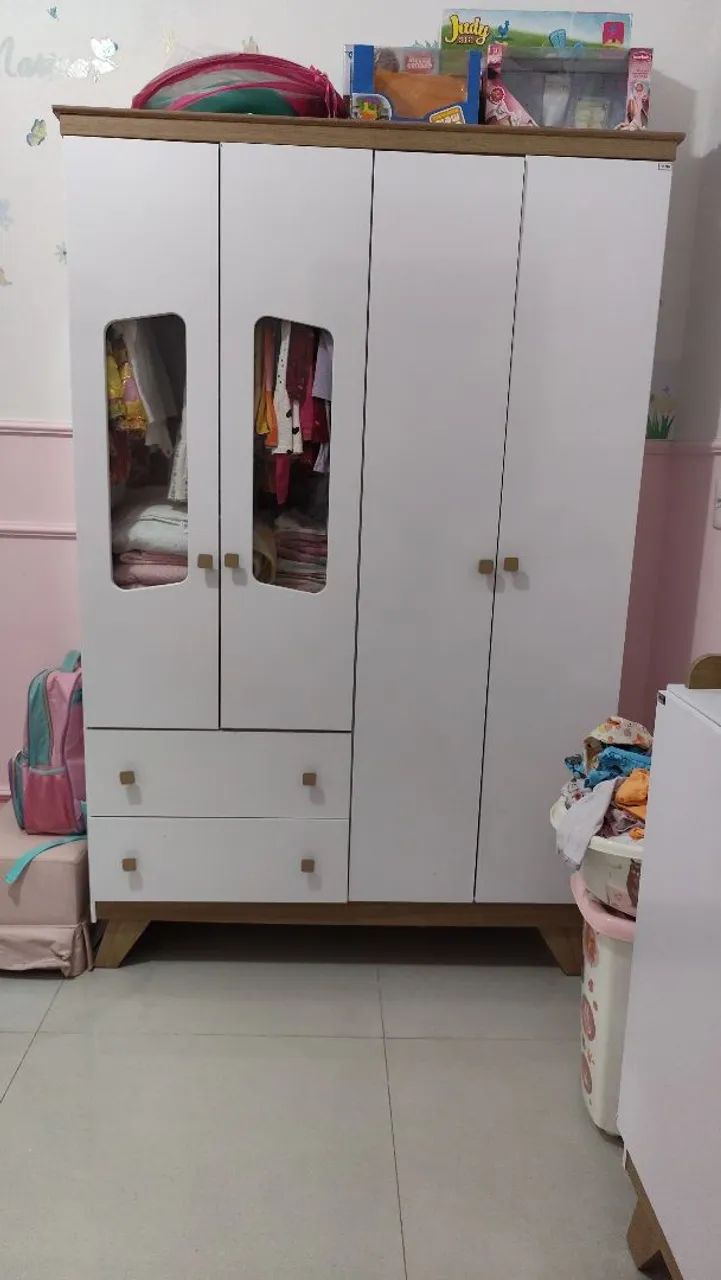 Guarda roupas para bebê 
