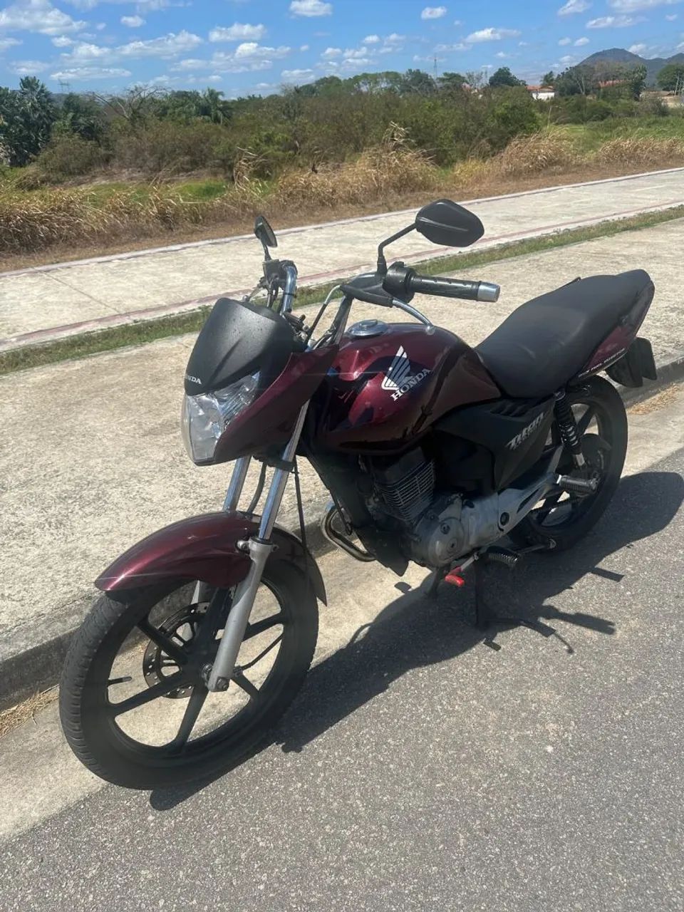 Moto titan 150