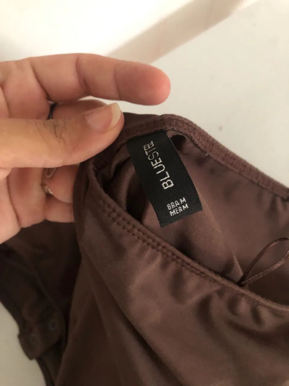 Body Em Microfibra Bicolor Com Busto Pespontado Marrom - Foto 3