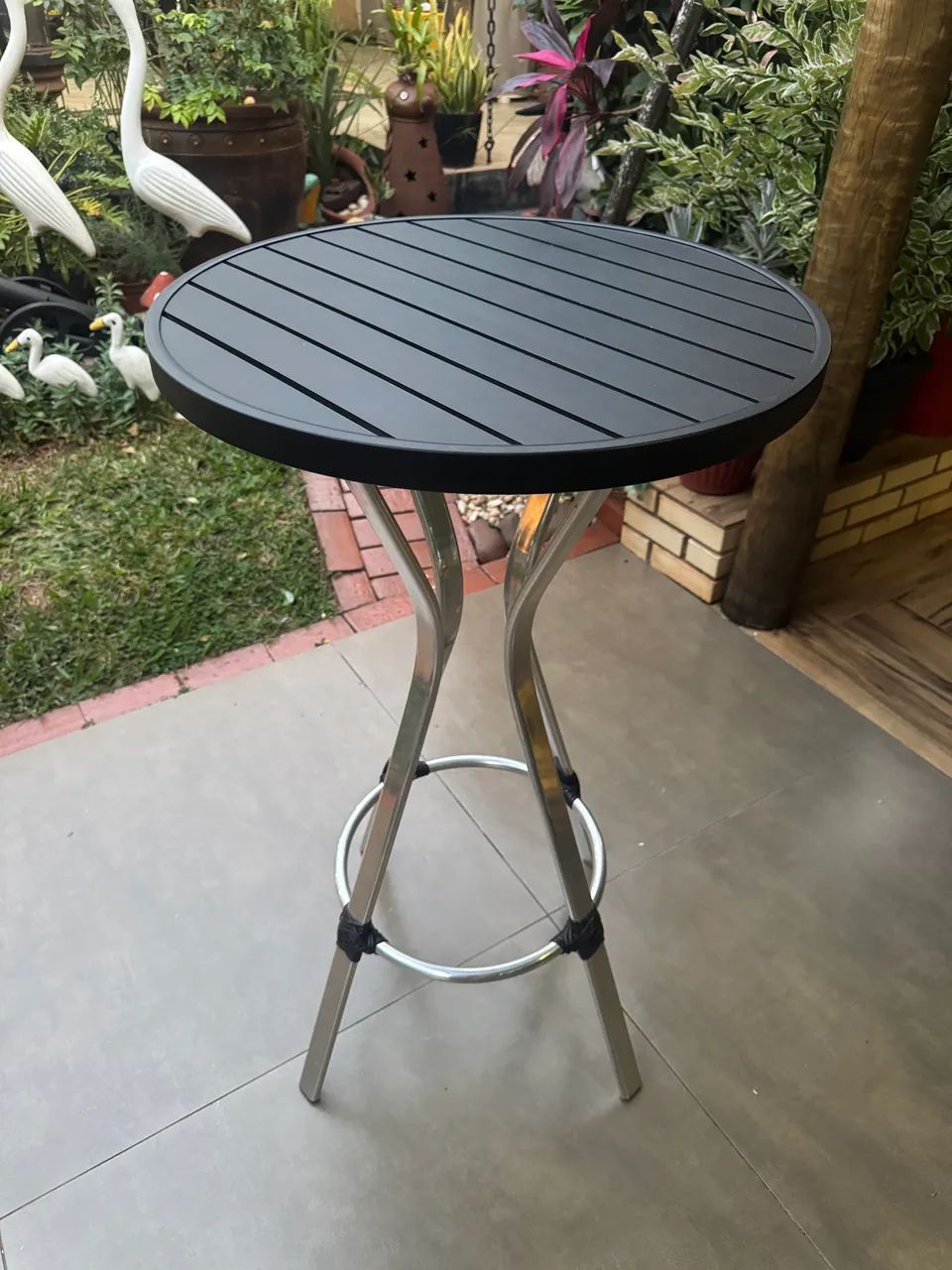 Mesa Bistrô em Alumínio