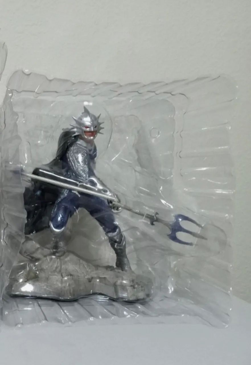 Estátua Ocean Master (Orm) DC - Diamond Select Gallery - Foto 2