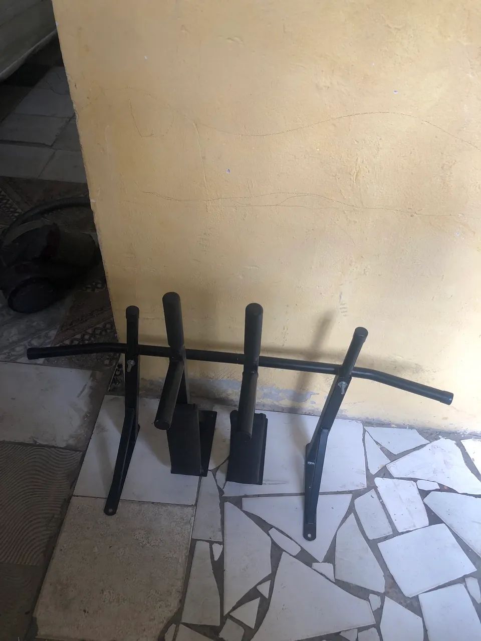Barra fixa de parede pull up +paralela de abdominal  - Foto 3