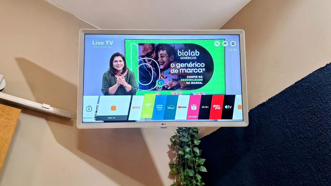 LG SMART TV 32" usada