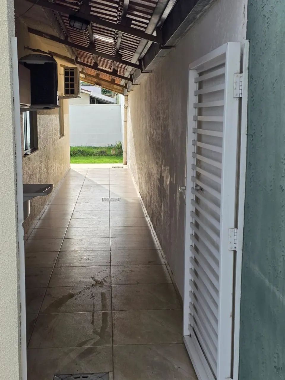 Alugo Casa no Condomínio Nascentes do Tarumã  - Foto 2