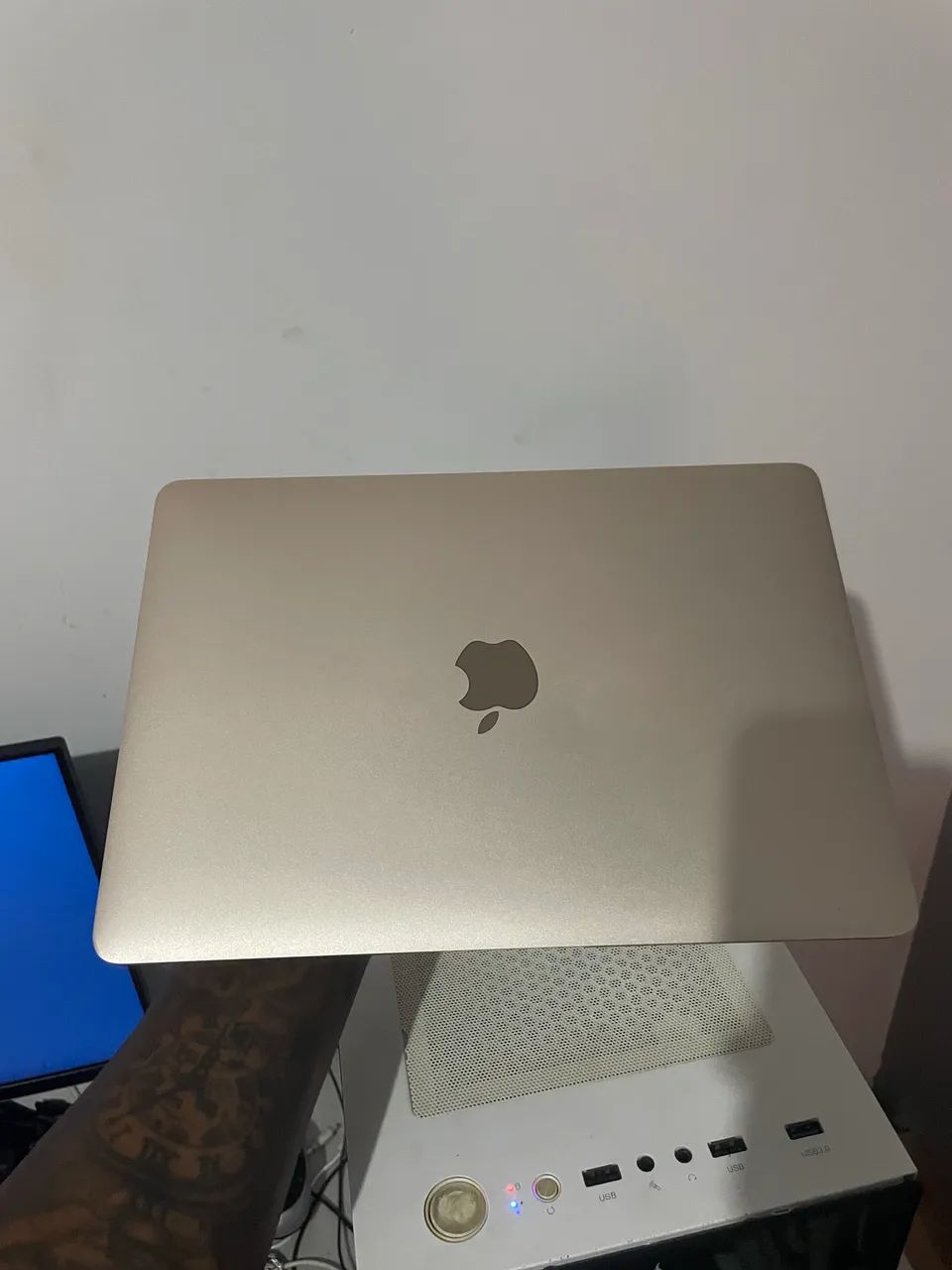 MacBook A1534