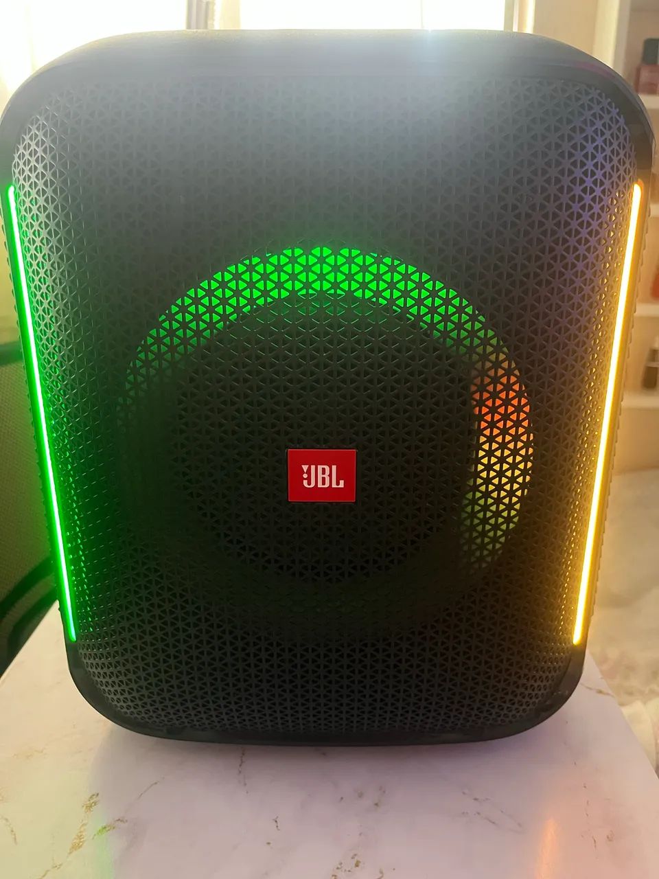 Caixa JBL com microfone  - Foto 2