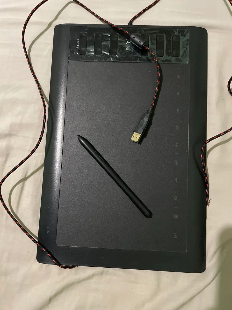 Mesa Digitalizadora 10Moons 1060Plus + Capa Protetora Completa