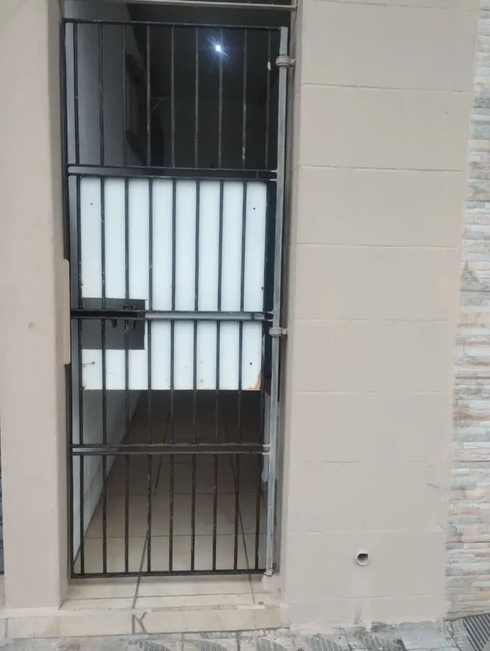 CASA COM COMÉRCIO, QUINTAL LATERAL E FUNDOS  BOQUEIRÃO | PRAIA GRANDE/SP - Foto 3