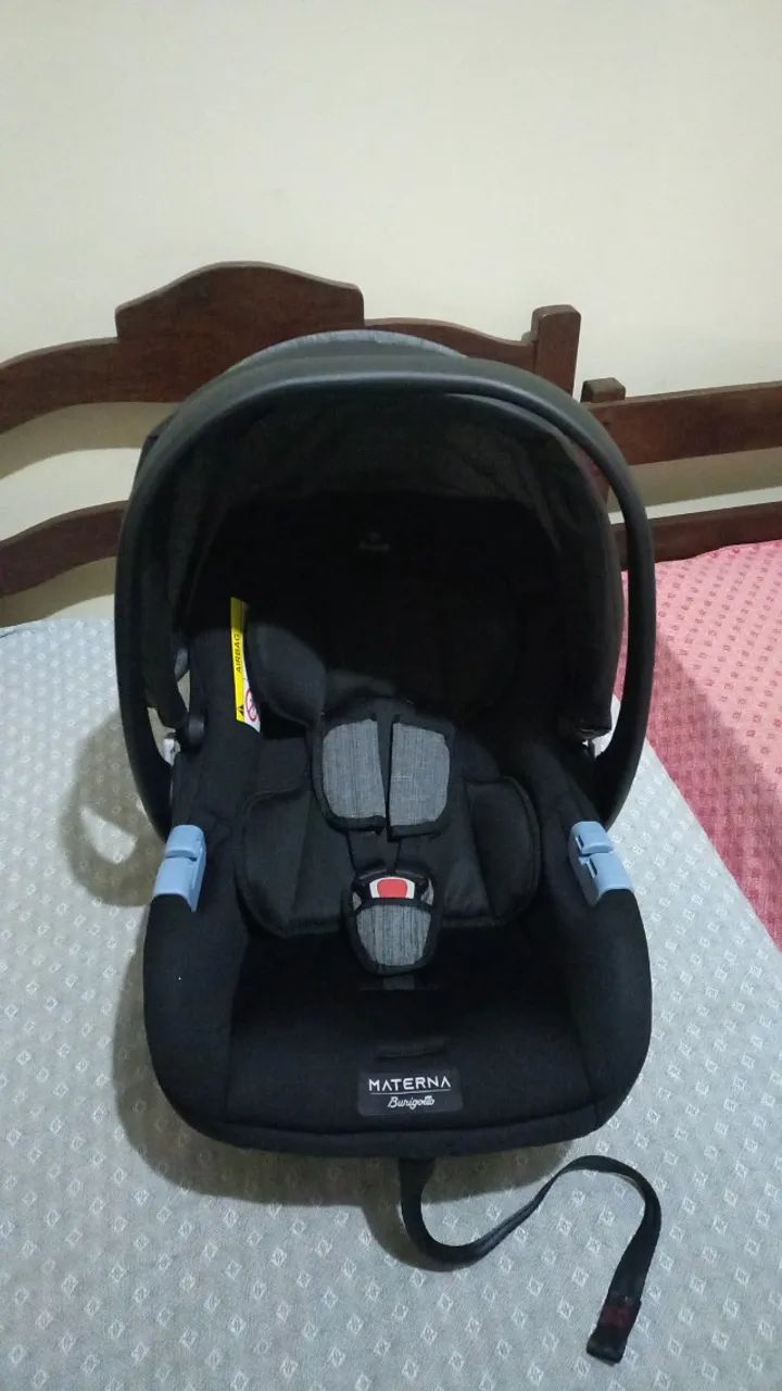 Carrinho de bebê Burigotto com Bebê conforto. - Foto 3