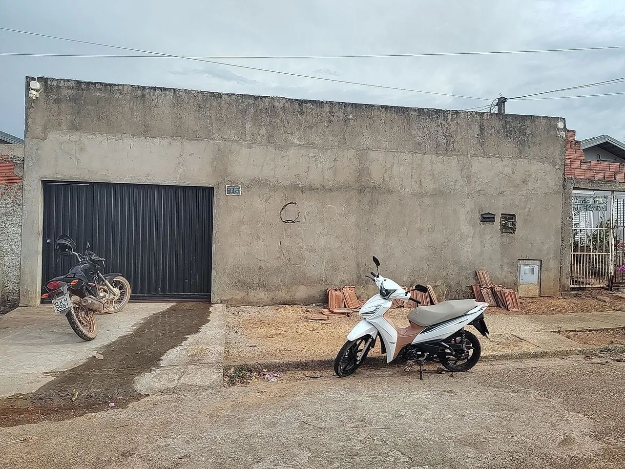 Vendo duas casa no mesmo terreno - Foto 2
